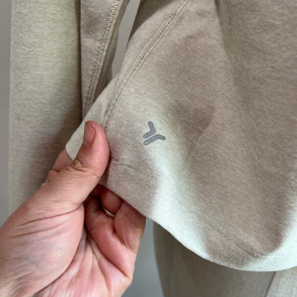 Old Navy Cloud+ Cropped 3/4 Zip CozyCore Wishbone Sweatshirt Size Large - Picture 7 of 10